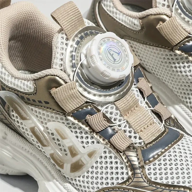 Zapatillas de baloncesto de malla de caña baja y modernas