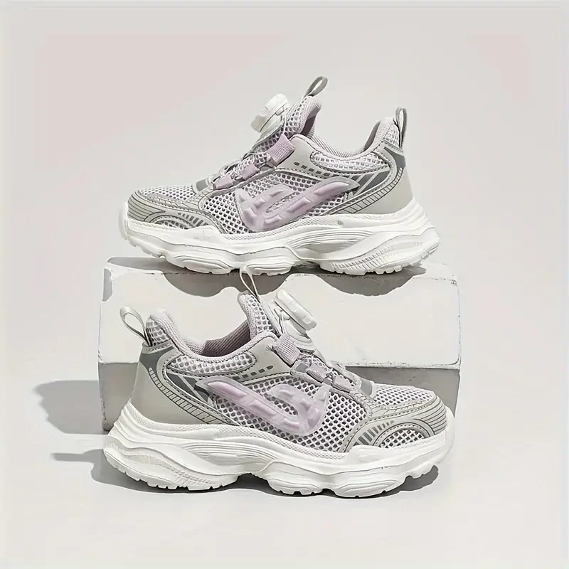 Zapatillas de baloncesto de malla de caña baja y modernas