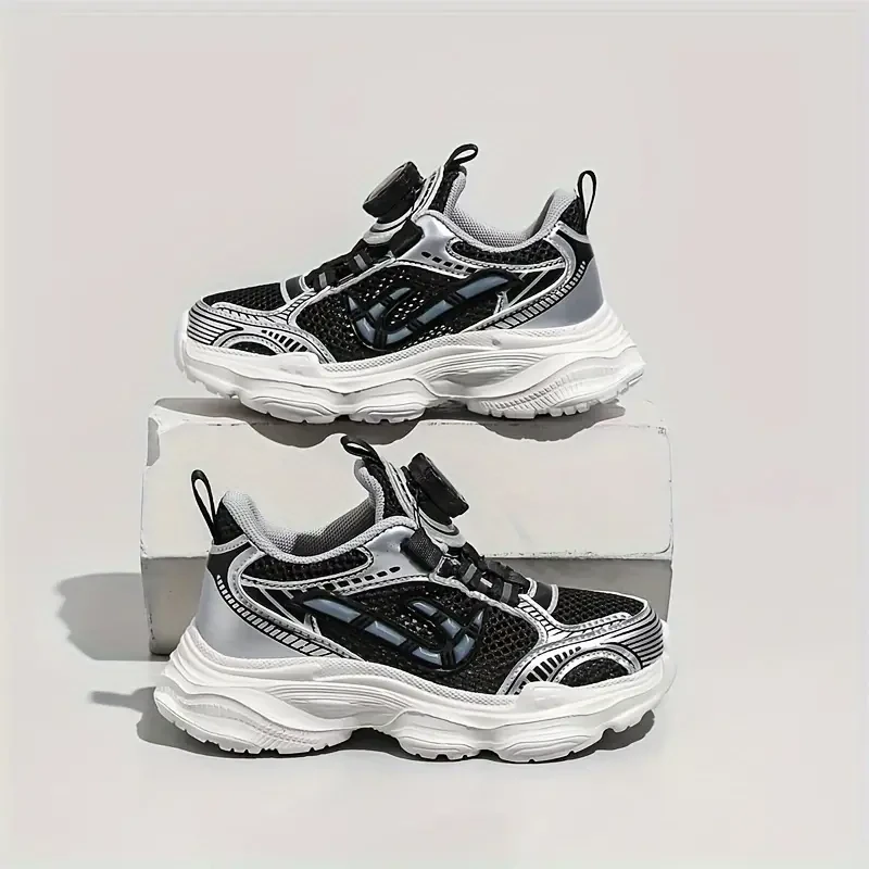 Zapatillas de baloncesto de malla de caña baja y modernas