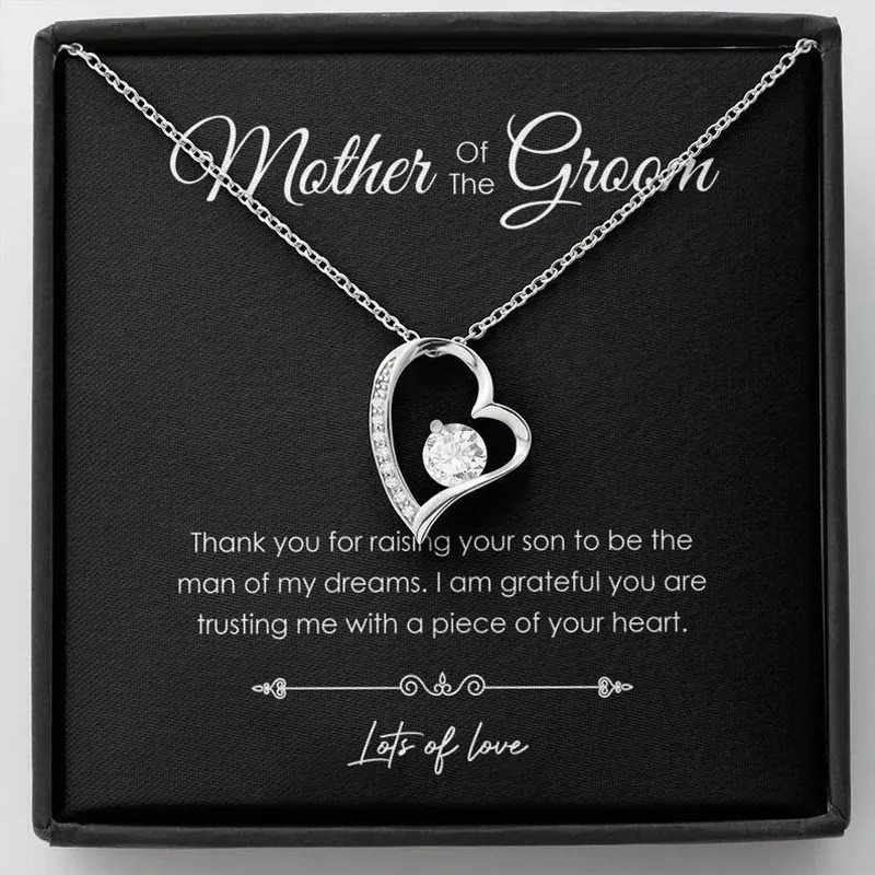 Collar en forma de corazón para mujer