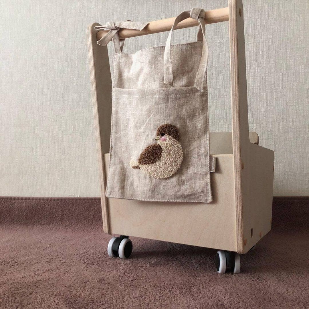 Bolsa de almacenamiento multiusos para colgar junto a la cama