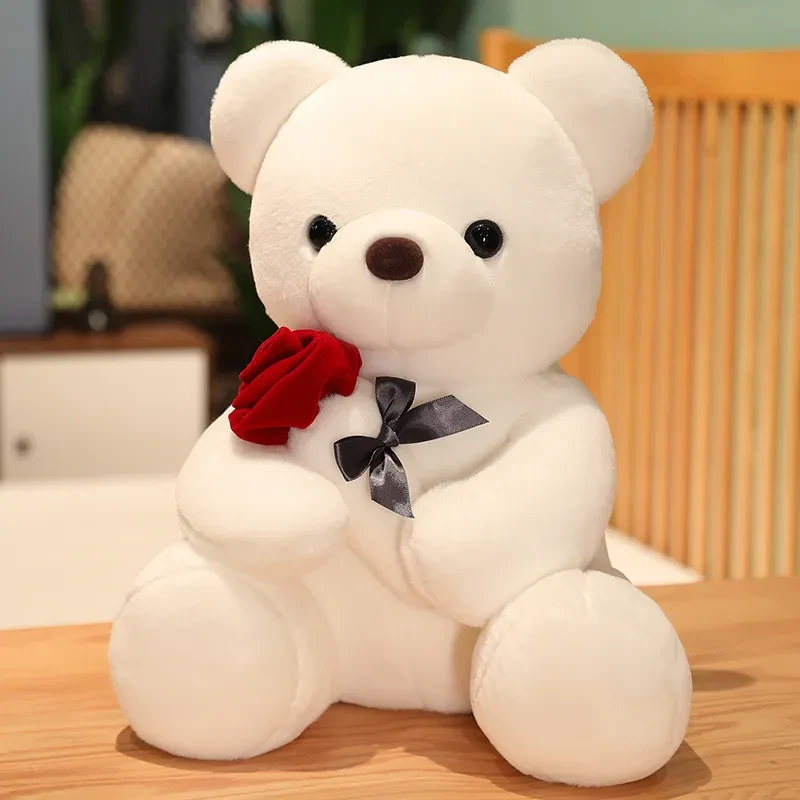 Preciosa almohada de peluche de osito de peluche con rosas de abrazo