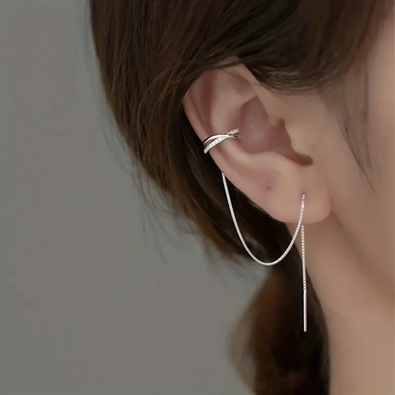 Pendientes de rosca con circonitas brillantes