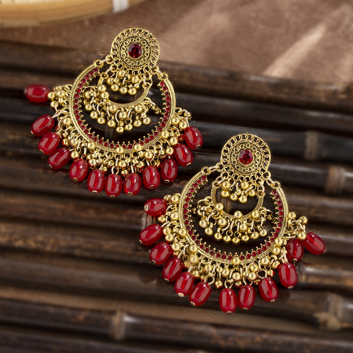 Pendientes vintage con borla de campana hueca