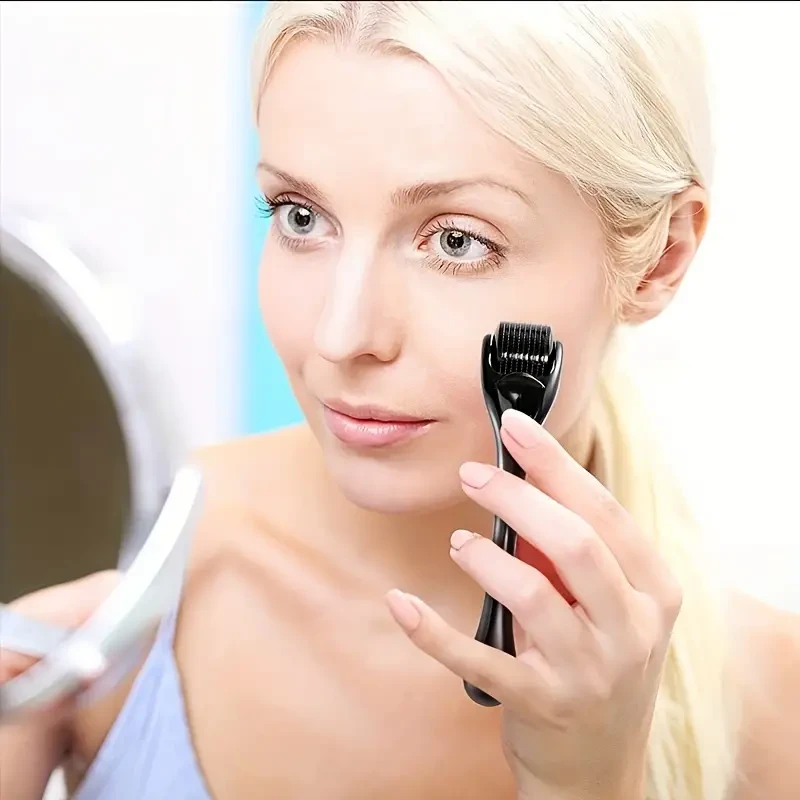 Kit de microagujas para el cuidado de la barba y el rostro con Derma Roller