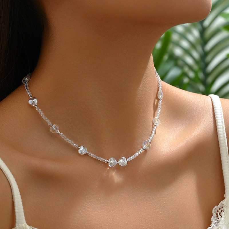 Collar de cristal con cuentas en forma de corazón para mujer
