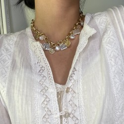 Cadena de clavícula con moneda y perla de imitación