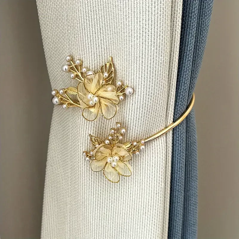 Elegante soporte para cortina de metal con perlas sintéticas y tres