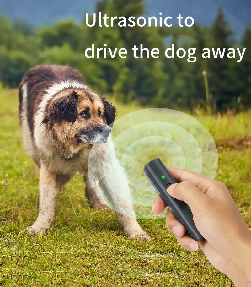 Dispositivo ultrasónico recargable para controlar los ladridos de perros