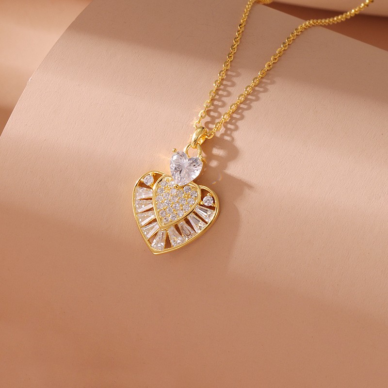 Collar de amor de lujo asequible con diseño de moda en plata esterlina