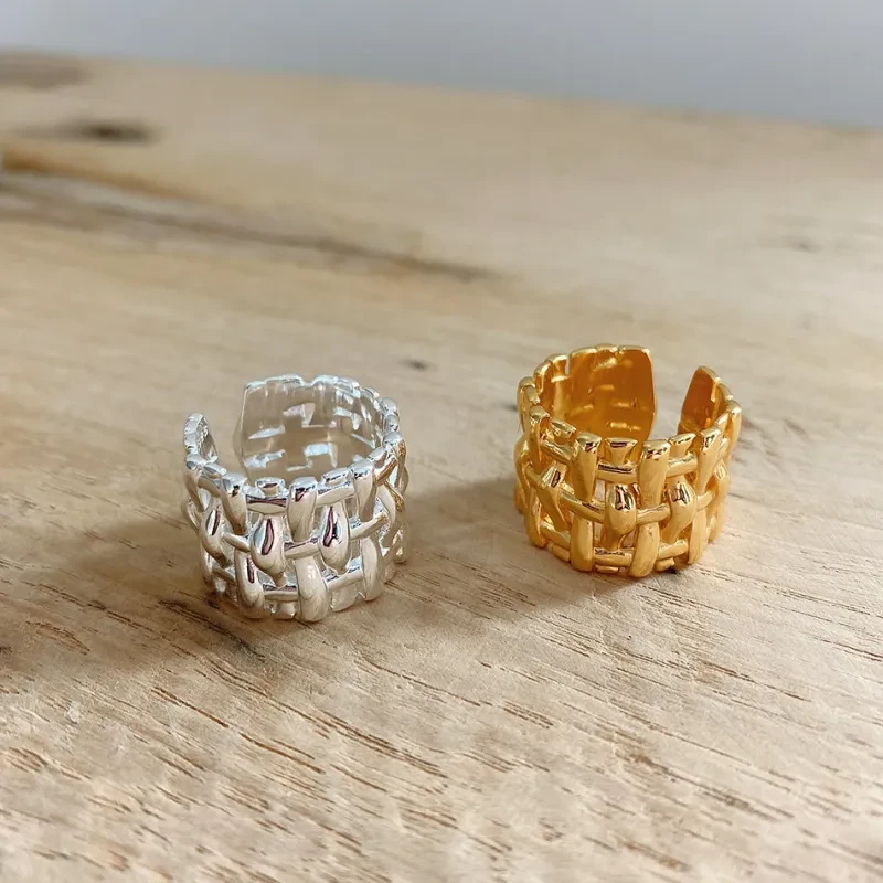 Anillo tejido para mujer con cruz hueca europea y americana