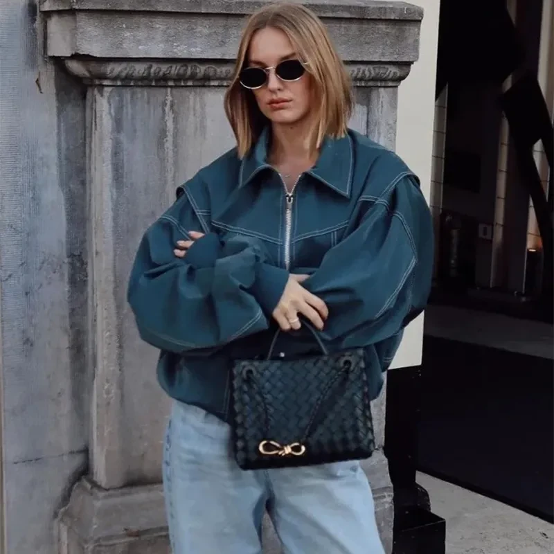 Chaqueta de mujer con cuello retro