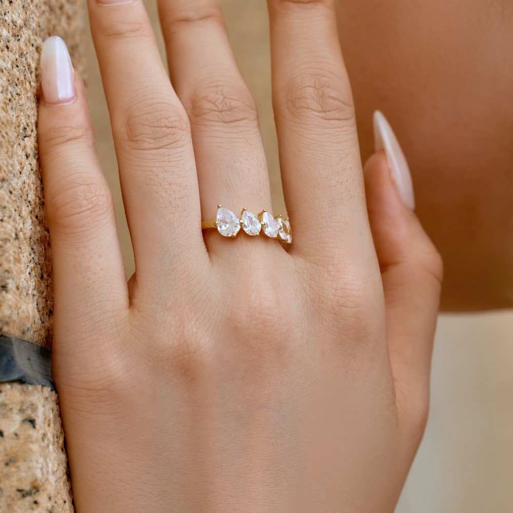 Anillo de plata de ley S925 con diseño de gota de agua en forma de pera