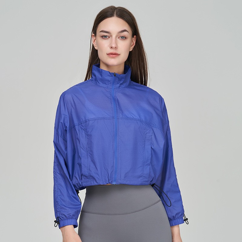 Chaqueta deportiva con protección solar para mujer