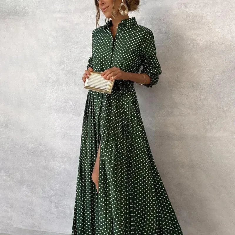 Vestido de lunares de moda para mujer