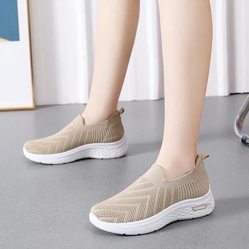 Zapatillas informales de malla sin cordones para mujer