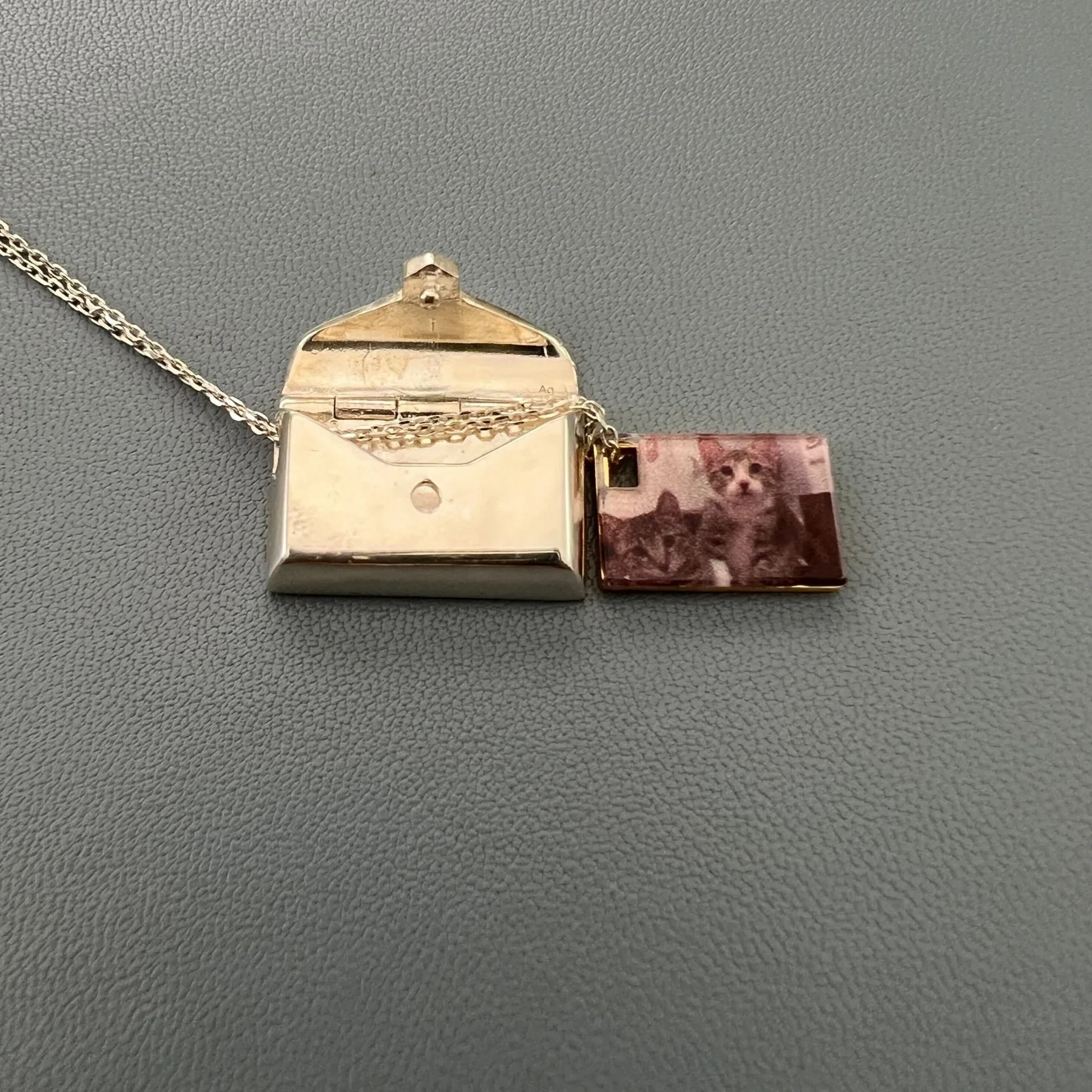 Collar con medallón y foto personalizada