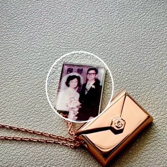 Collar con medallón y foto personalizada