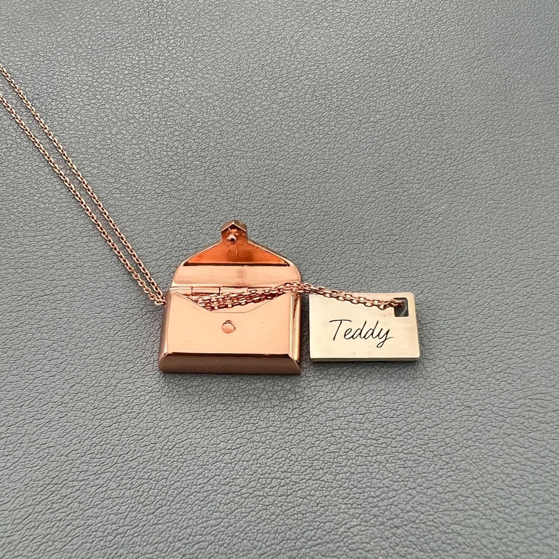 Collar con medallón y foto personalizada