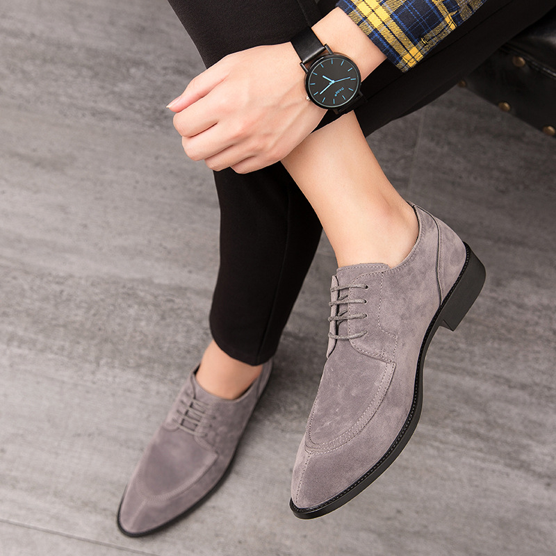 Zapatos casuales de cuero con diseño brogue tallado para hombre