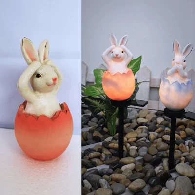 Luz de césped de conejo de concha rota de PascuaLuz de césped de conejo de concha rota de Pascua