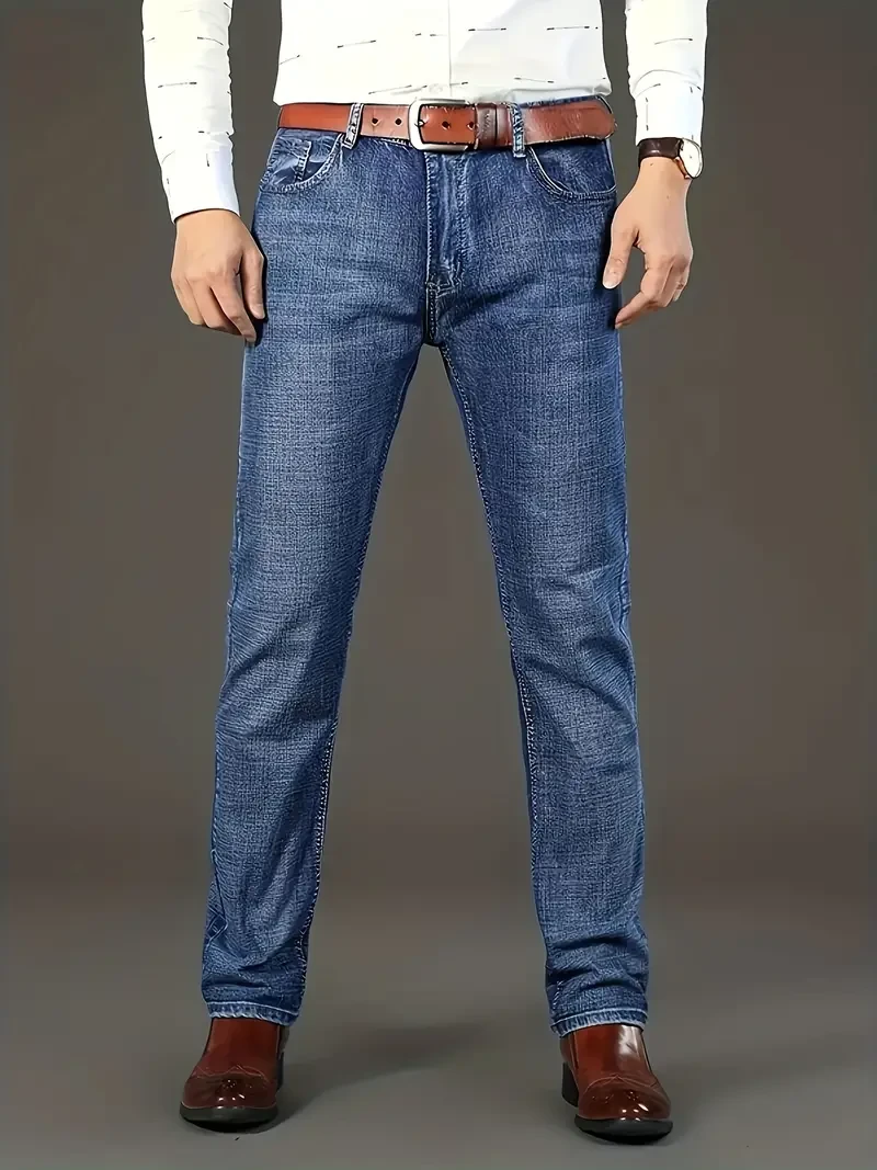 Vaqueros lisos para hombre: estilo ejecutivo ligero, ligeramente elásticos, pierna recta.