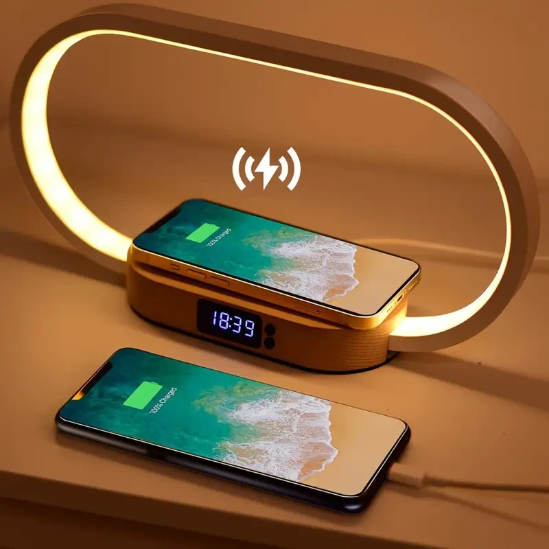 Lámpara de escritorio LED con cargador inalámbrico y puerto USB: reloj, alarma, fecha y temperatura.