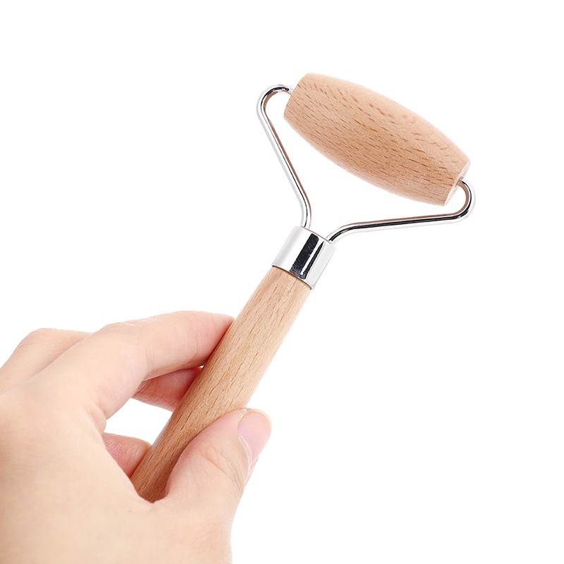 Masajeador facial Gua Sha - Rodillo de madera con masaje de espinas y mango de madera