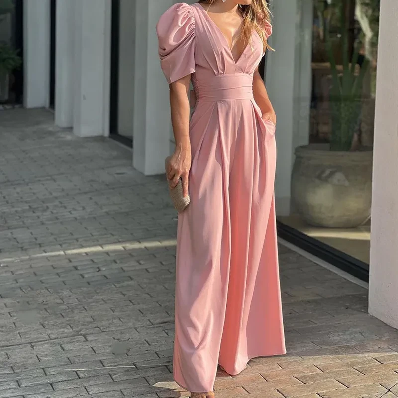 Mono elegante de moda con piernas anchas y tallas grandes