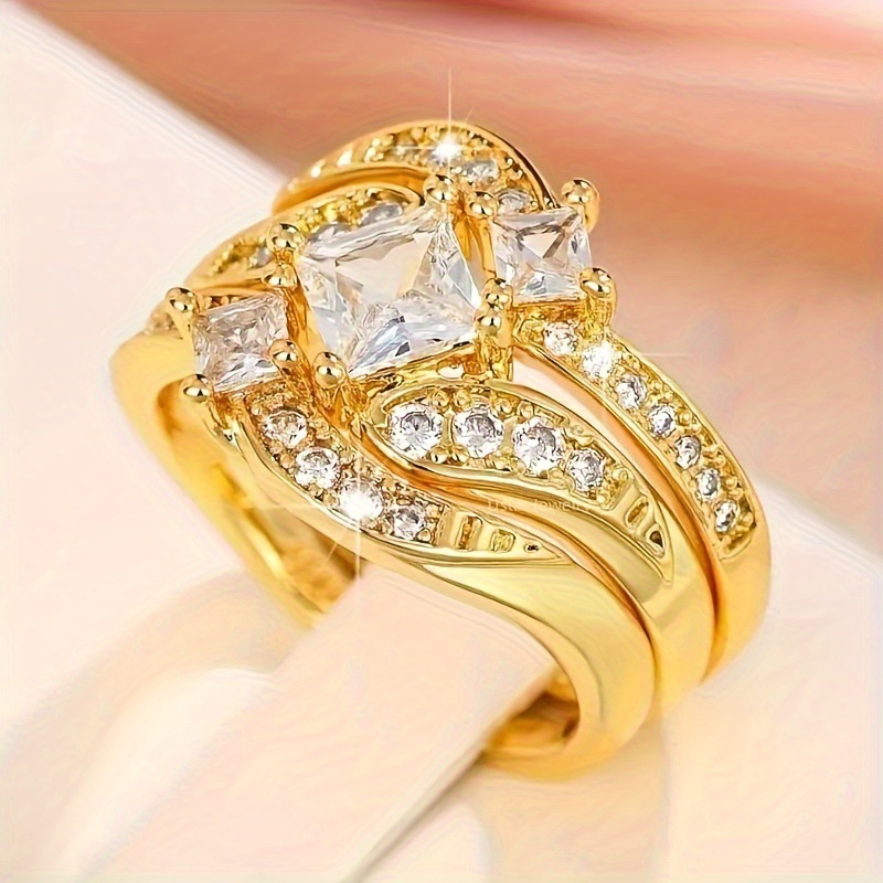 Nuevo anillo de tres piezas en oro galvanizado de 18 quilates con diamantes