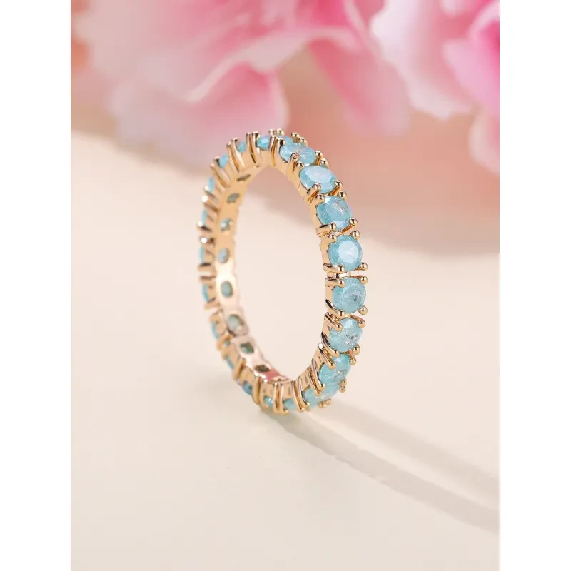 Anillo de eternidad con gema encantada