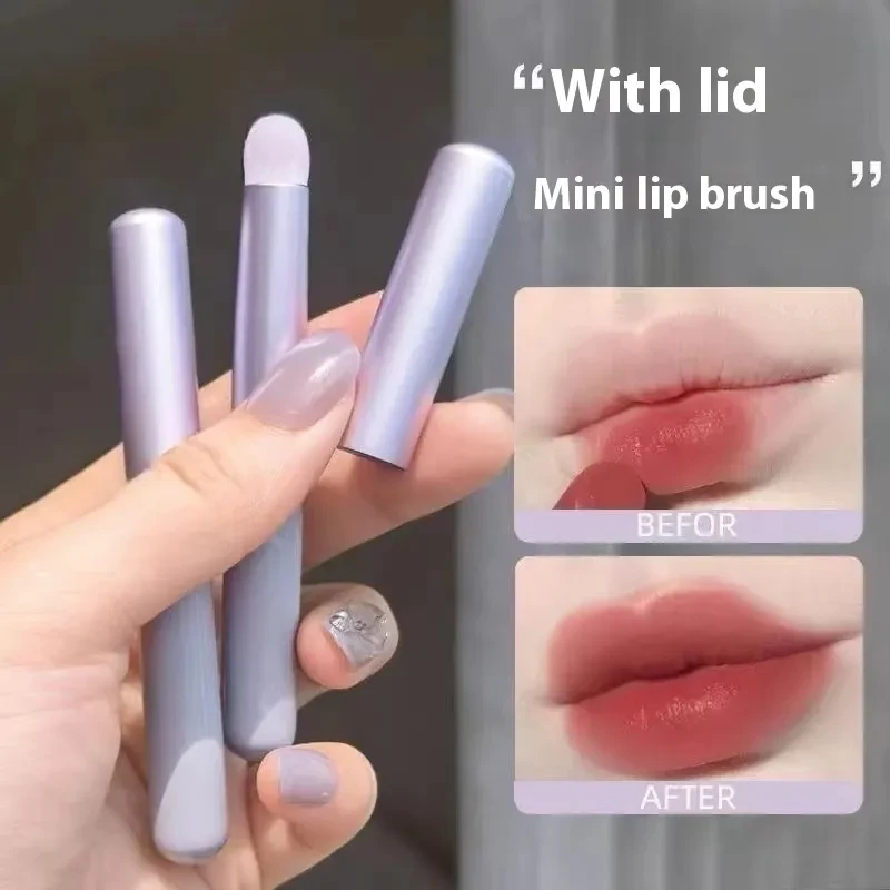 Mini pincel redondo para labios