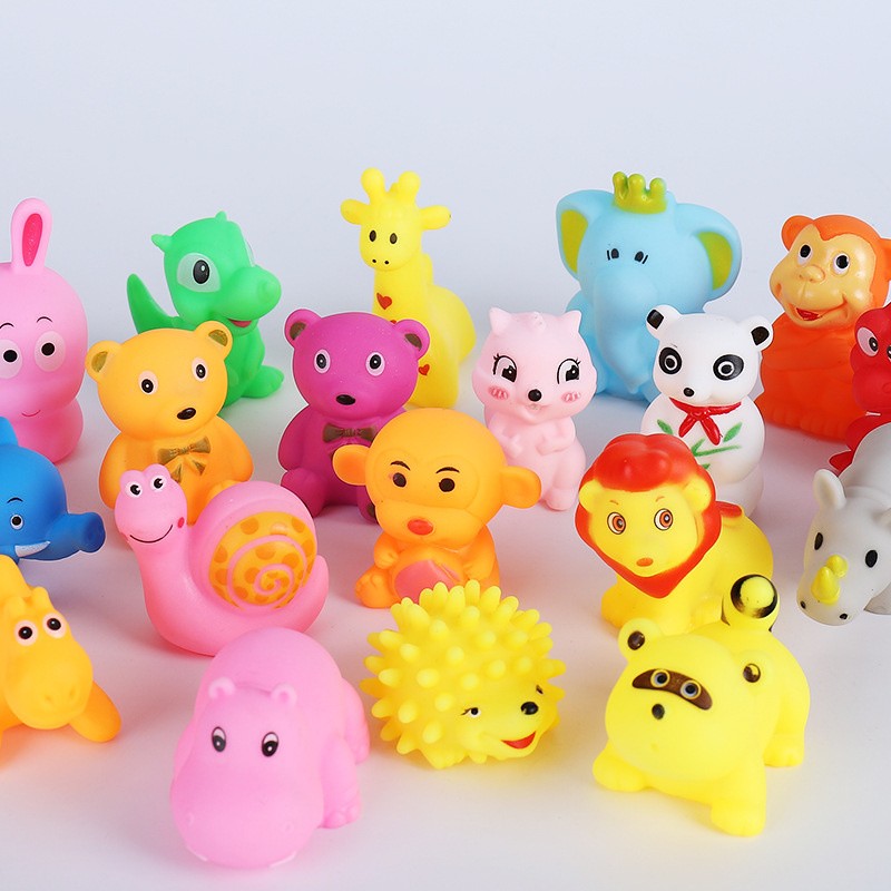 Juego de 10 juguetes acuáticos con forma de animalito - Juguetes de baño de goma suave y chirriantes