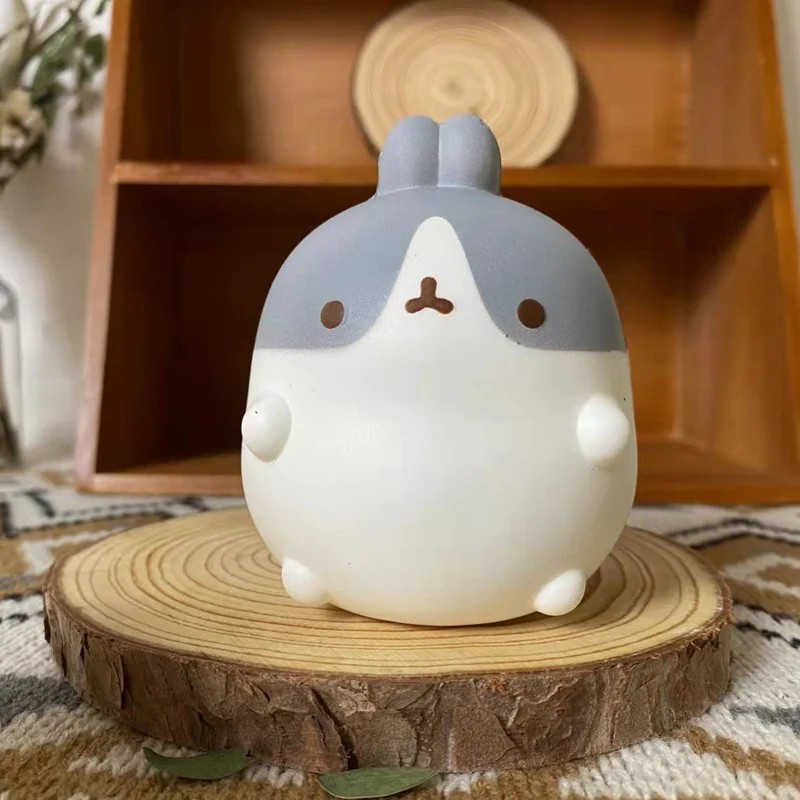NUEVA Pelota antiestrés jumbo de fresa con forma de pollito y conejo - Kawaii - Conejo antiestrés de crecimiento lento para adultos y niños