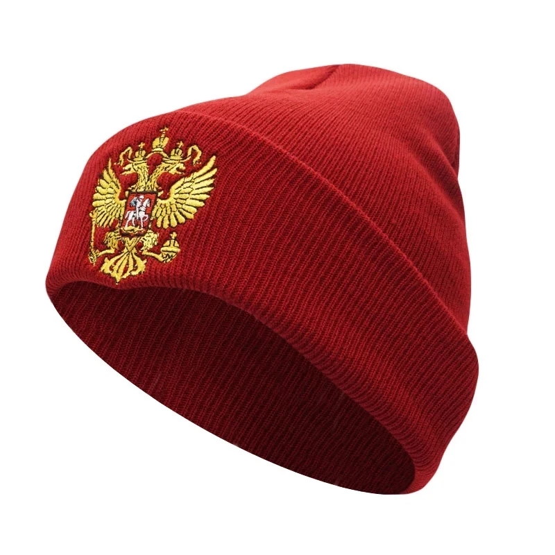Gorro con emblema imperial