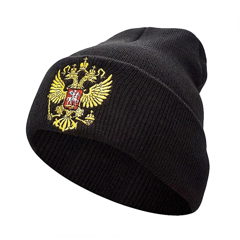 Gorro con emblema imperial