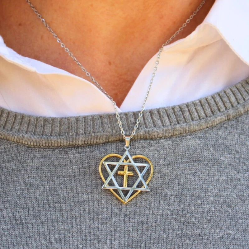 Collar de corazón mesiánico