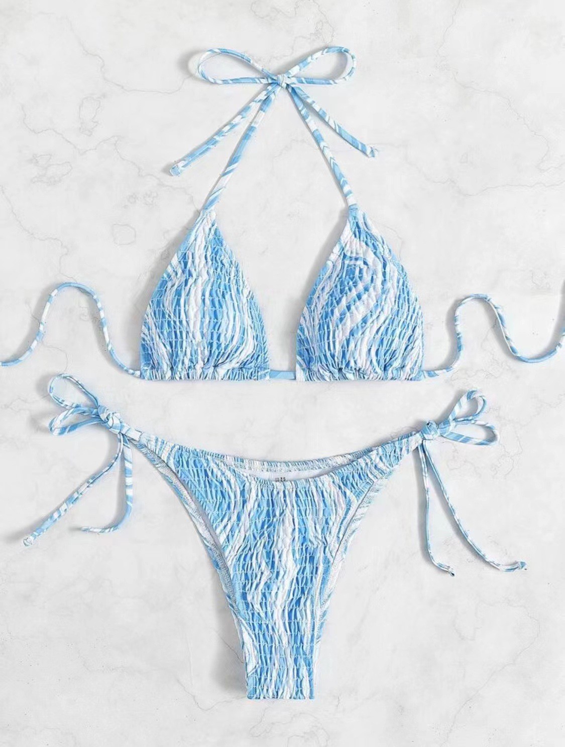 Bikini de tres puntos fruncido en stock de fábrica