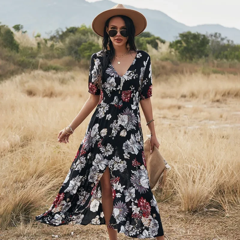 Vestido playero de verano con cintura elástica y escote en V floral