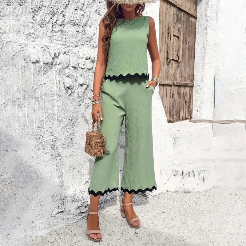 Conjunto de top y pantalón sin mangas con estampado de ondas de verano