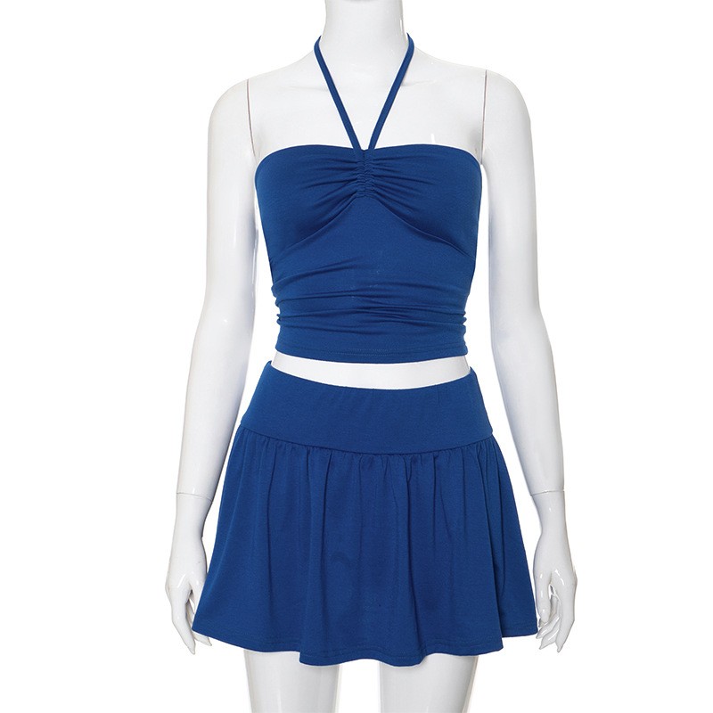 Trajes de mujer de verano con top de tubo sin mangas y falda plisada