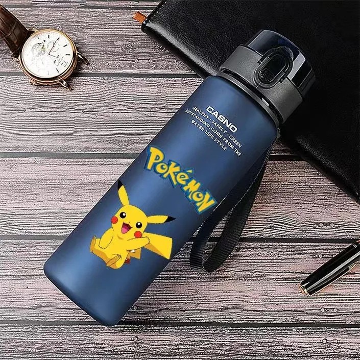 Botella de agua potable MINISO Pikachu de 560 ml, taza de café portátil de gran capacidad, a prueba de fugas, duradera y con dibujos animados.