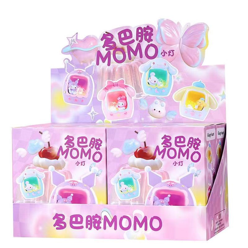 Caja ciega original MINISO Kuromi Melody de dibujos animados, luz nocturna de luna, decoración, adornos, juguetes, regalo para niñas, regalos de cumpleaños para niños.