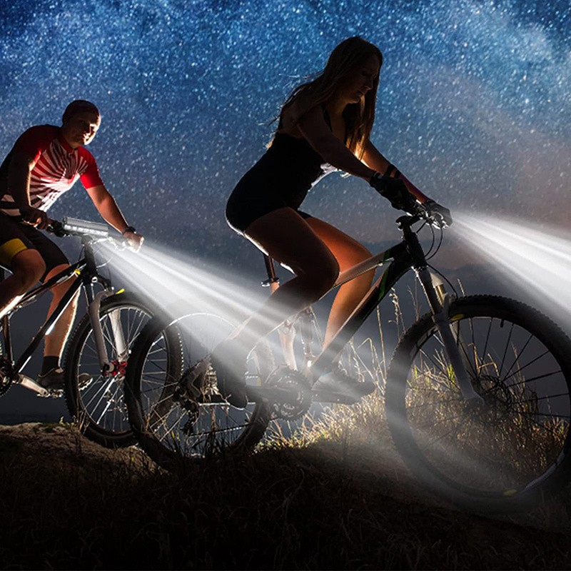 Luz LED para bicicleta superbrillante, 4 modos de iluminación, recargable por USB, resistente al agua, luz de circulación diurna, ideal para ciclismo todoterreno.