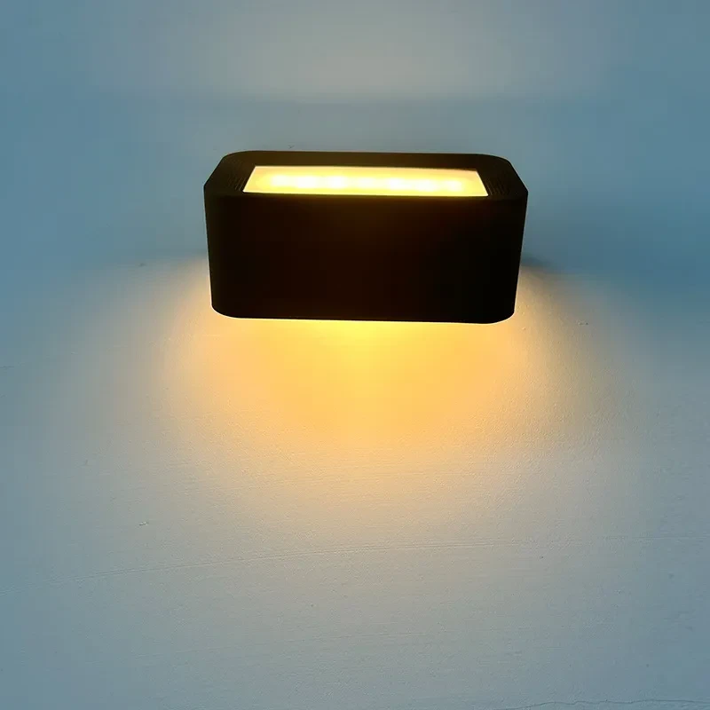 Lámpara de noche con luz táctil ajustable