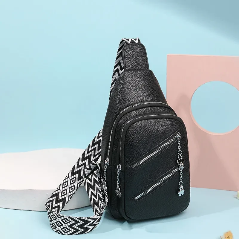 Mochila ligera para guardar las compras y el bolso cruzado para mujer