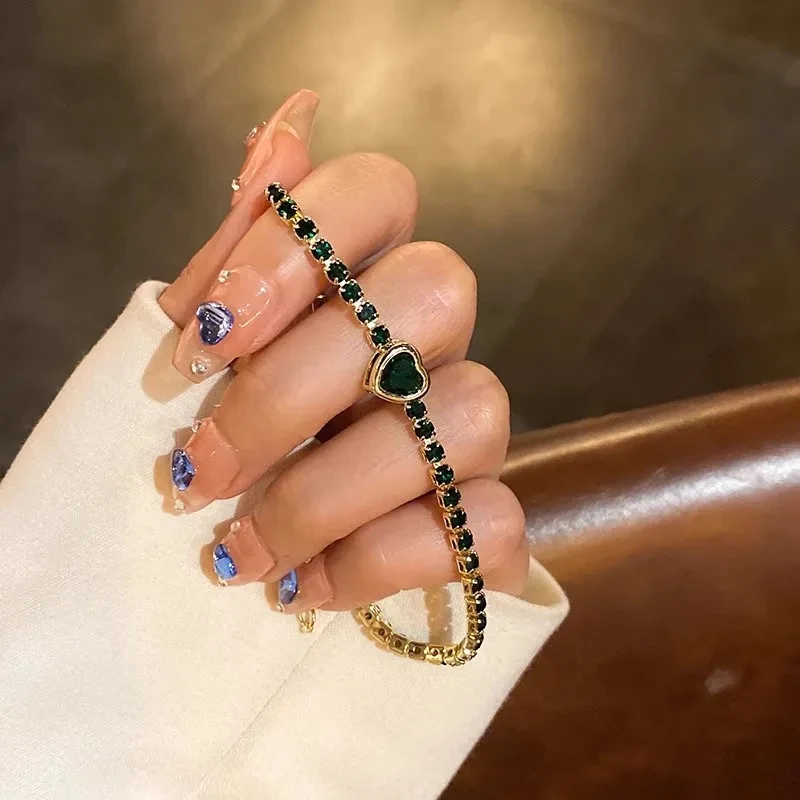 Pulsera cuadrada geométrica de circón: corazón elegante, lujo ligero, moda de Corea del Sur