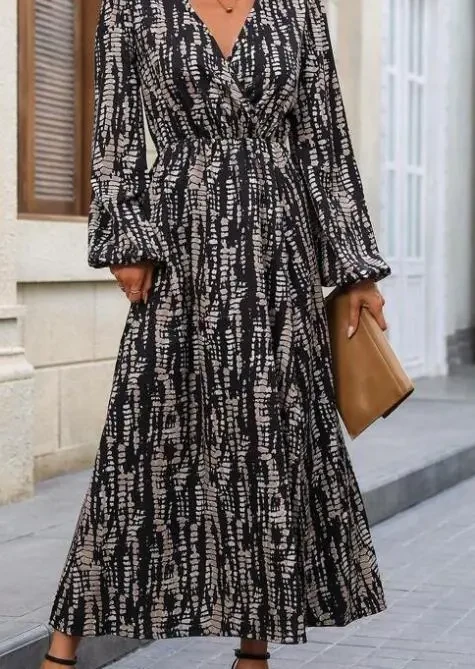 Vestido tie-dye de manga larga con cuello en V