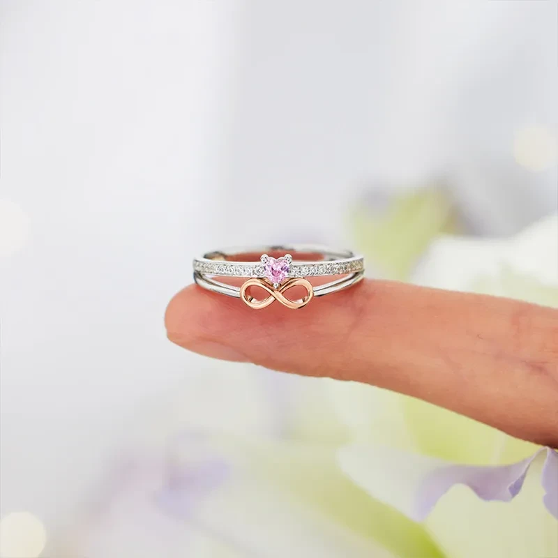 Anillo de plata de ley con forma de corazón y etiqueta "8 de la suerte" para mujer