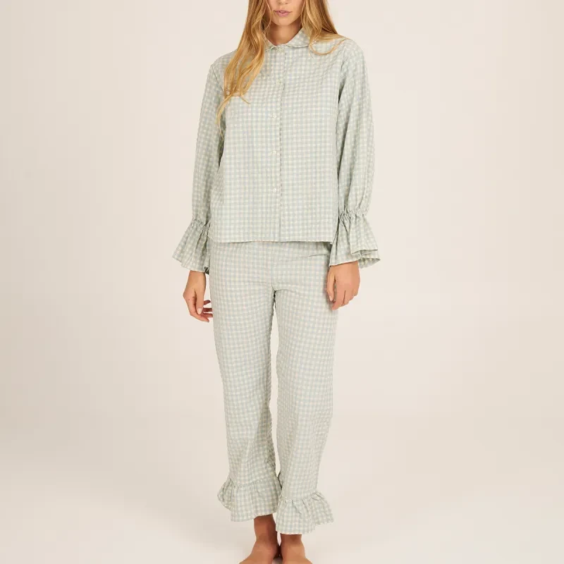 Traje informal de dos piezas para mujer con mangas acampanadas y pantalones de malla